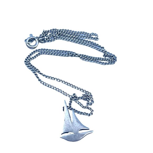 Sailboat Pewter Pendand Necklace  on16 inch Silver Plate Chain - Picture 1 of 6